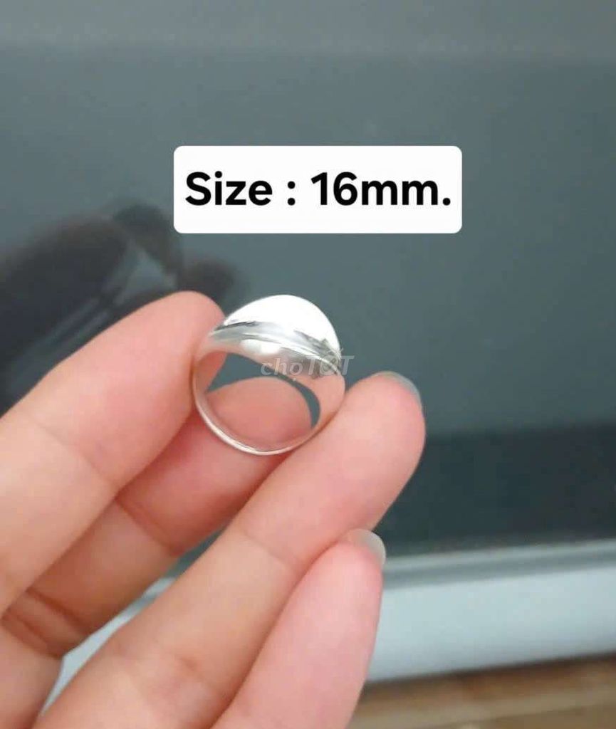 Nhẫn nữ Bạc 925 16mm độc lạ. Mua bán Phụ kiện thời trang khác tại Quận 8 Tp Hồ Chí Minh được đăng bởi Hàng hiệu Secondhand hình 1