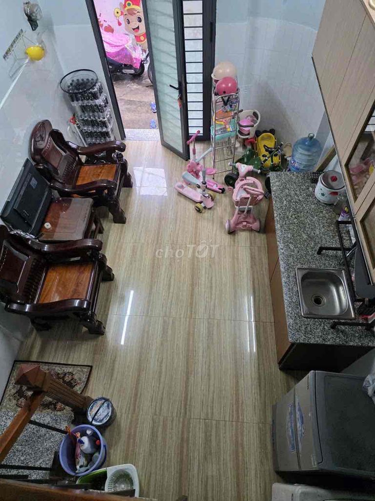 Дом с 2 спальнями, 4,5х5, Пастер
