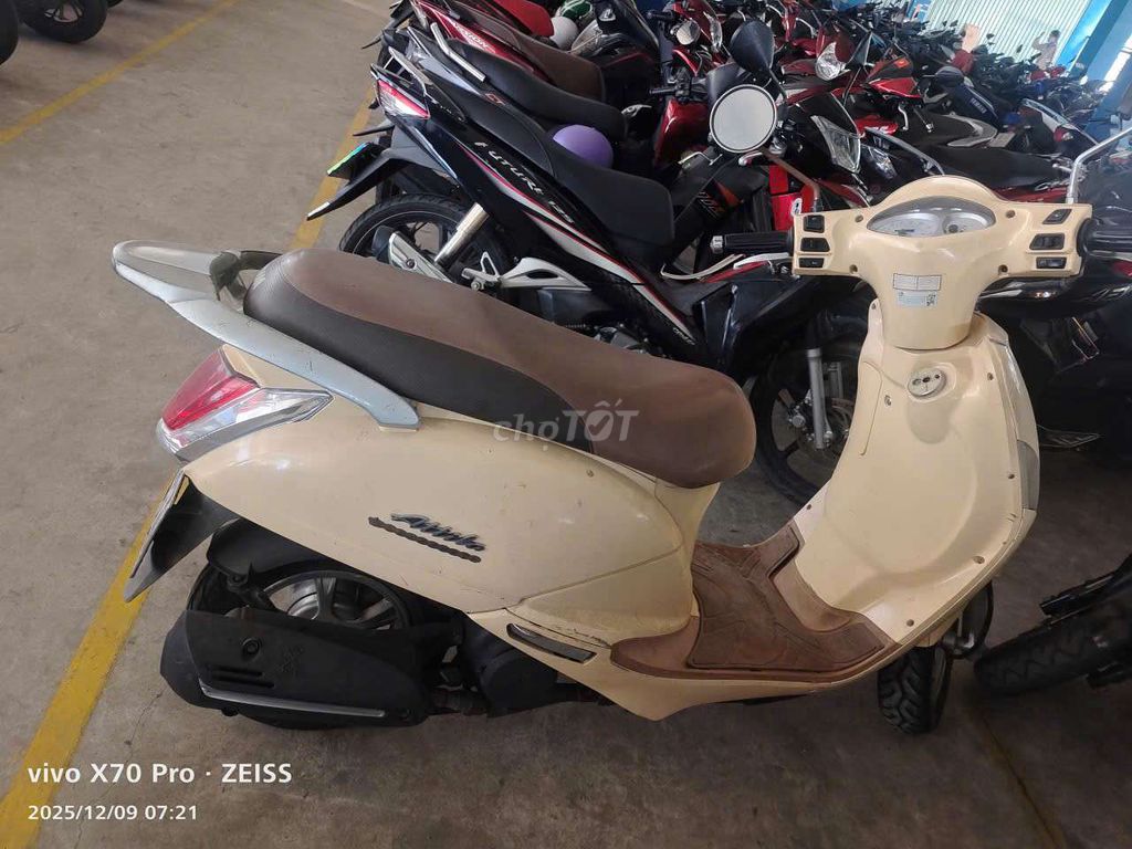 SYM Attila FI màu Vàng kem. Mua bán Xe máy tại Thị xã Bến Cát Bình Dương được đăng bởi phuong ly hình 3