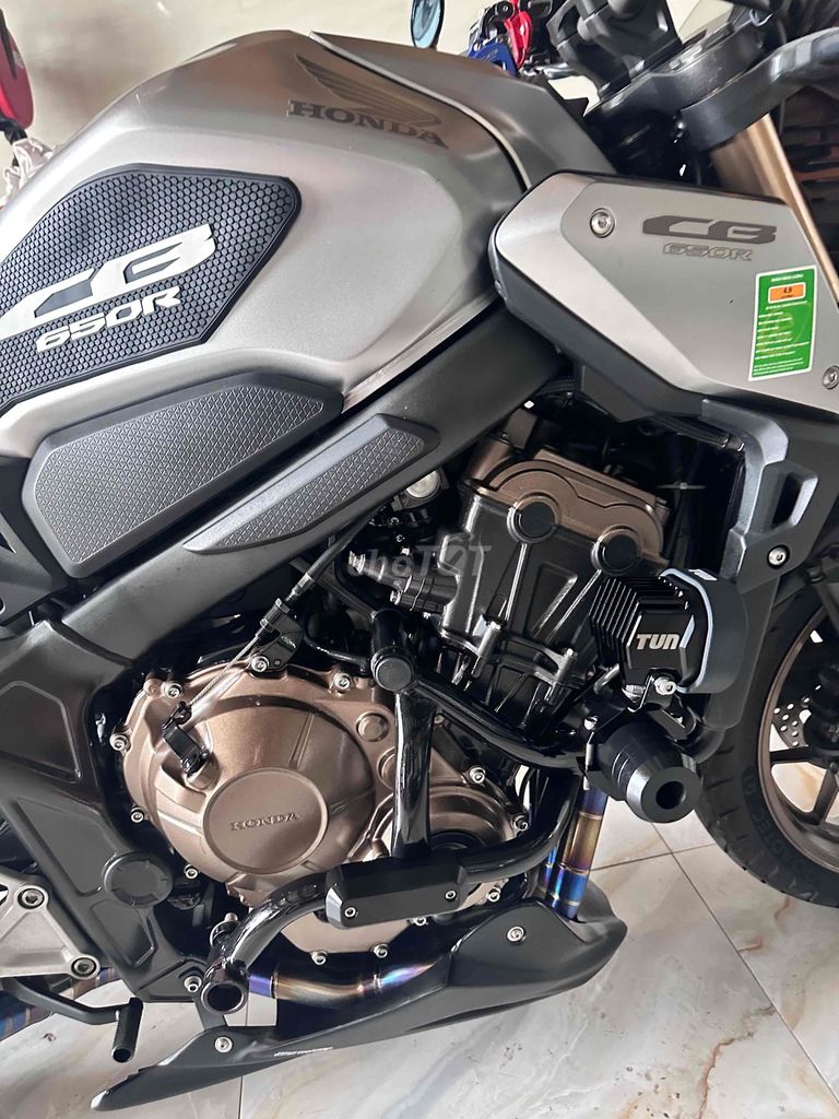 cb650r xe gia đình ít chạy. đồ chơi hơn 20tr. Mua bán Xe máy tại Huyện Trần Văn Thời Cà Mau được đăng bởi nguyentrongnhan hình 5