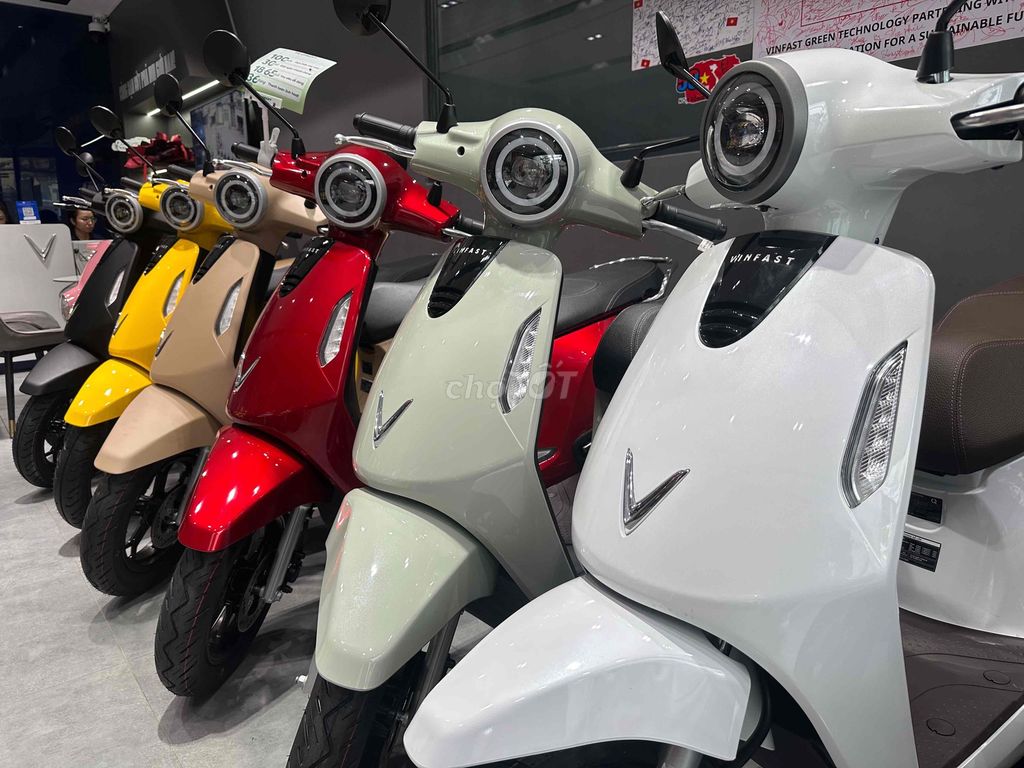 SIÊU PHẨM EVO GRAND + TẶNG BAGA SAU / KHUNG BẢO VỆ. Mua bán Xe điện tại Quận 5 Tp Hồ Chí Minh được đăng bởi Nguyễn Nghĩa hình 7