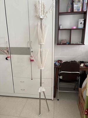 cây treo đồ 360 độ gấp gọn phơi đồ mẹ và bé. Mua bán Nội thất, đồ gia dụng khác tại Quận 1 Tp Hồ Chí Minh được đăng bởi Lư Tuyết Nga
