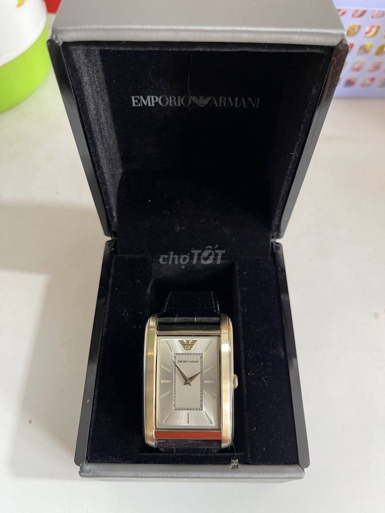 Đồng hồ Emporio Armani Form Vuông máy Pin Ronda