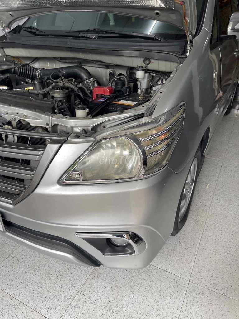 Toyota Innova E 2014 Bạc Số sàn máy số zin ko lỗi. Mua bán Ô tô tại Huyện Hóc Môn Tp Hồ Chí Minh được đăng bởi Hiền Nguyễn hình 2
