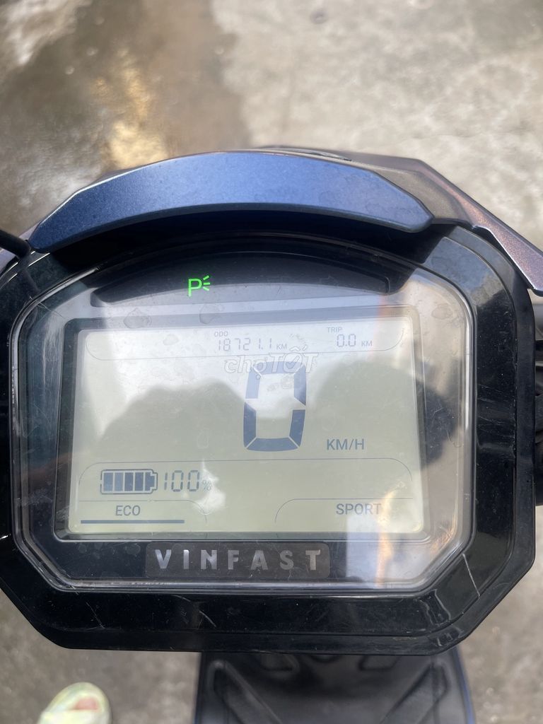 VinFast Impes синий, 18 000 км