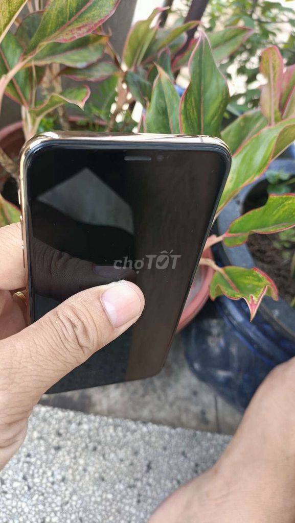 xác  iPhone XS Vàng ko lên nguồn. Mua bán Điện thoại tại Huyện Hóc Môn Tp Hồ Chí Minh được đăng bởi Huy hình 1