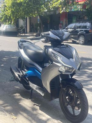 Honda Air Blade Xám bạc xanh 2020