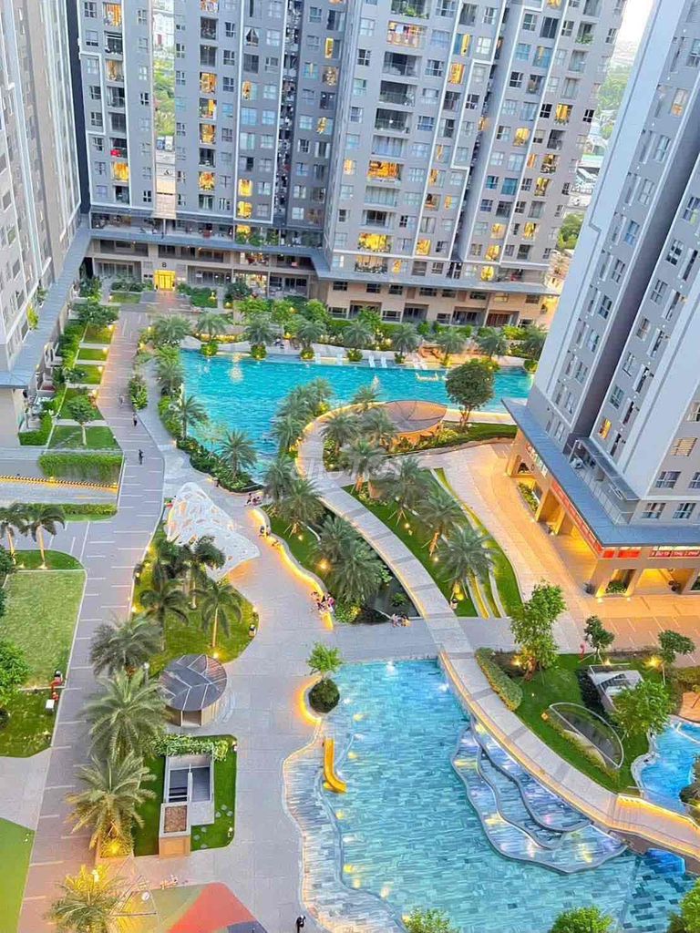 Cho thuê 59m2 - 2pn - sẵn 2 máy lạnh  giá 7tr - view hồ bơi cực chill