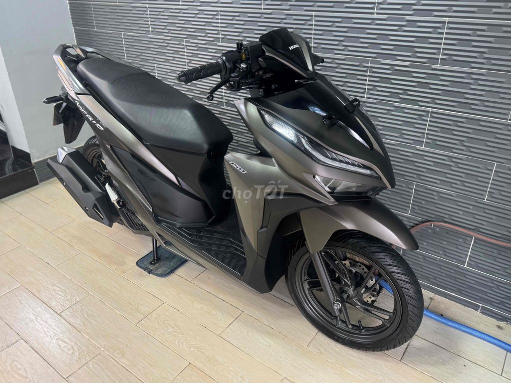 Honda Vario 150 date 2020 Vàng cát Bs Sài Gòn. Mua bán Xe máy tại Quận Bình Thạnh Tp Hồ Chí Minh được đăng bởi kelwin hình 2