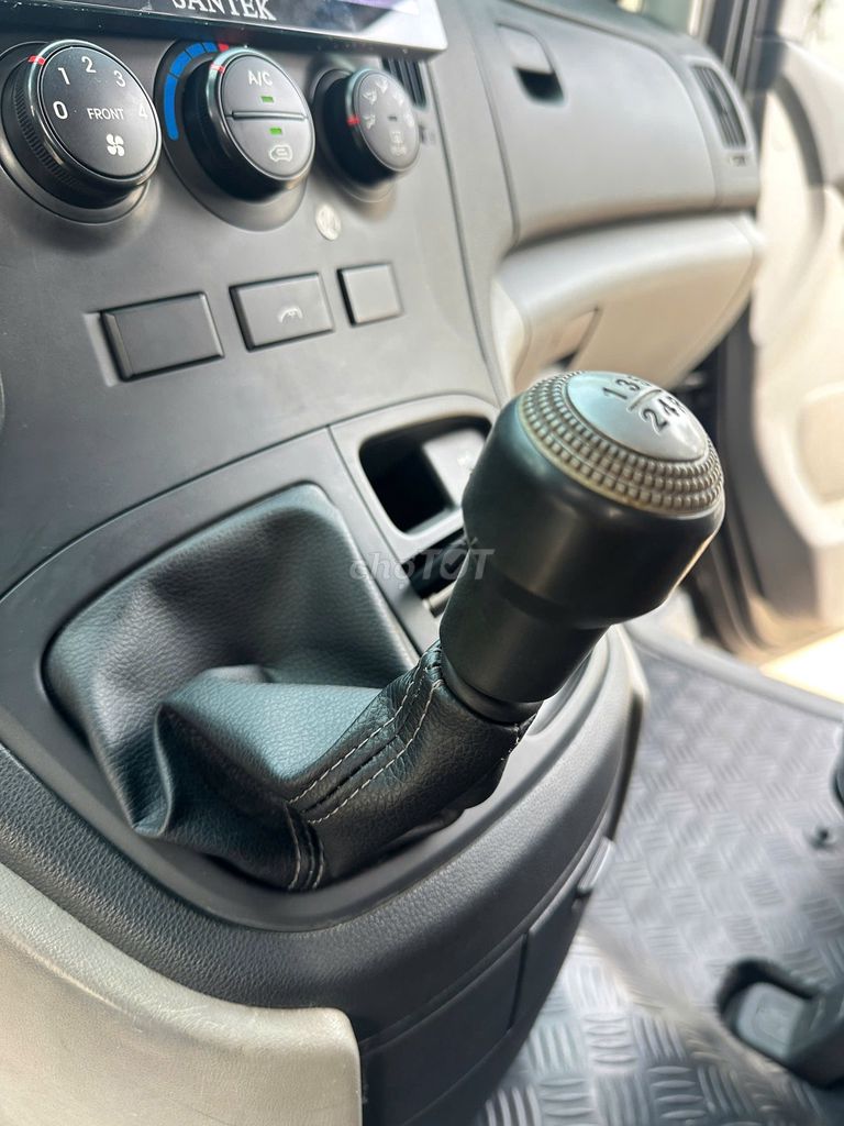 Hyundai Grand Starex 2008  - 11000 km. Mua bán Ô tô tại Huyện Đông Anh Hà Nội được đăng bởi siêu thị ô tô Nhật Bắc hình 11