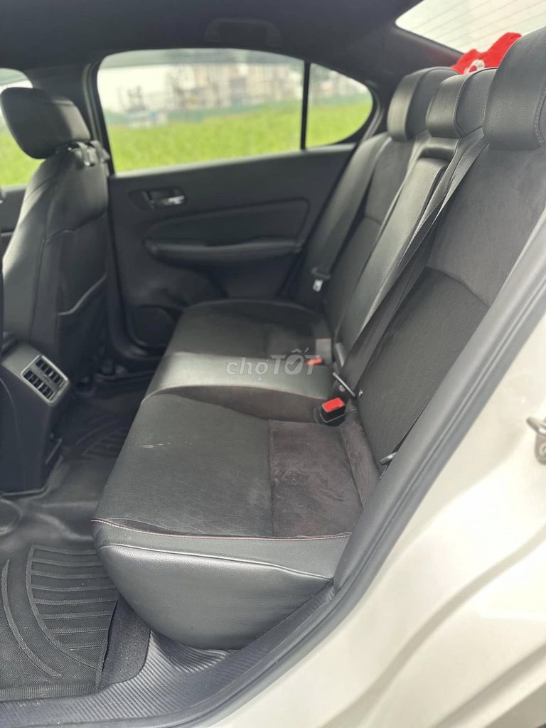 Cần bán Honda City model 2022 bản full RS trắng. Mua bán Ô tô tại Quận 12 Tp Hồ Chí Minh được đăng bởi Quang hình 7