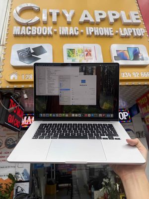 Apple MacBook Air M4 15 inch 16GB/256GB