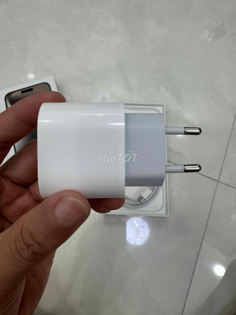 Cóc sạc 20W+Cáp zin iphone 15