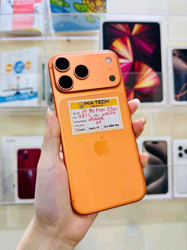 Apple iPhone 17 Pro Max 256GB Cam Lock. Mua bán Điện thoại tại Quận Ba Đình Hà Nội được đăng bởi Huy Trần hình 1