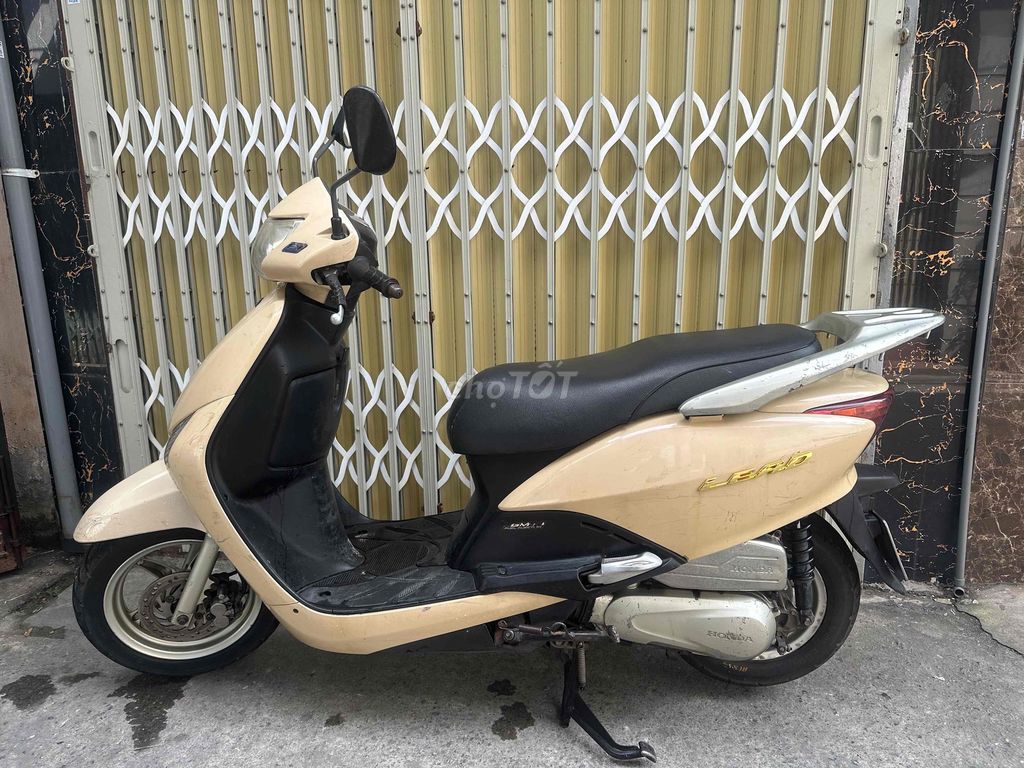 Honda Lead 2011 Vàng kem. Mua bán Xe máy tại Quận Hà Đông Hà Nội được đăng bởi a  tiến  hình 4