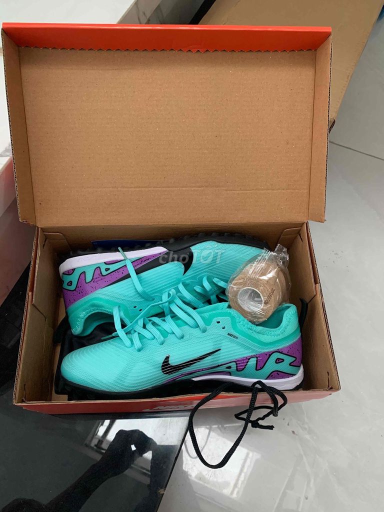 Giày đá bóng Nike Vapor 15 Pro Nam Xanh ngọc 40. Mua bán Đồ thể thao, Dã ngoại tại Quận Liên Chiểu Đà Nẵng được đăng bởi Hoang Anh hình 1