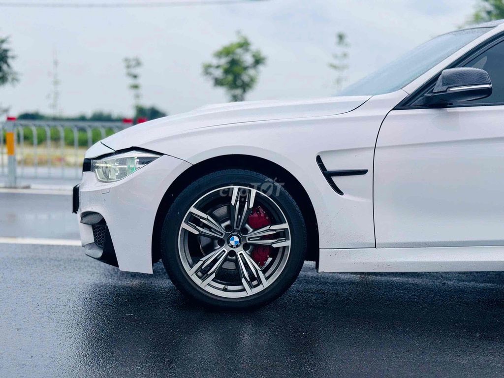 BMW 3 Series 2013 320i - 84000 km. Mua bán Ô tô tại Quận 12 Tp Hồ Chí Minh được đăng bởi Nguyễn Thanh Phước hình 7