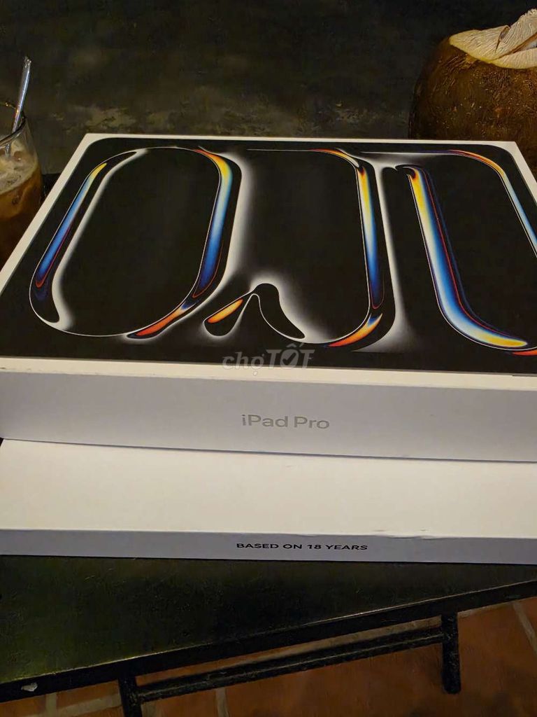 Apple iPad Pro M5 256GB Bạc VN/A sạc 3 lần. Mua bán Máy tính bảng tại Quận Tân Bình Tp Hồ Chí Minh được đăng bởi Nguyễn Ngọc Thái hình 1