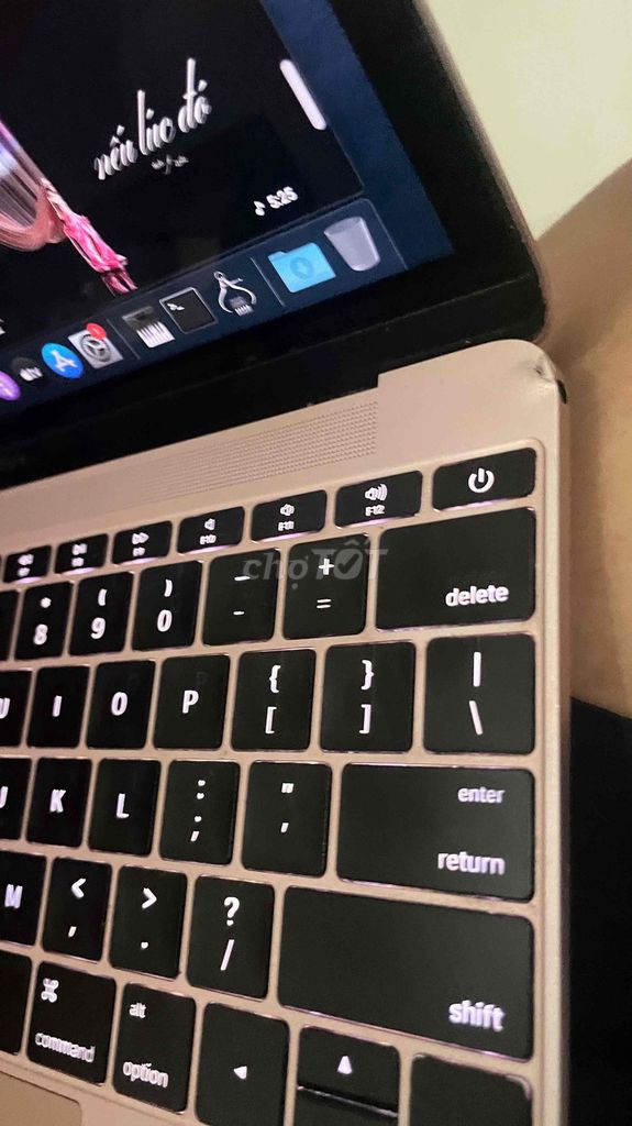Apple MacBook Retina 12 inch Vàng hồng. Mua bán Laptop tại Quận Hải Châu Đà Nẵng được đăng bởi Phatt hình 1