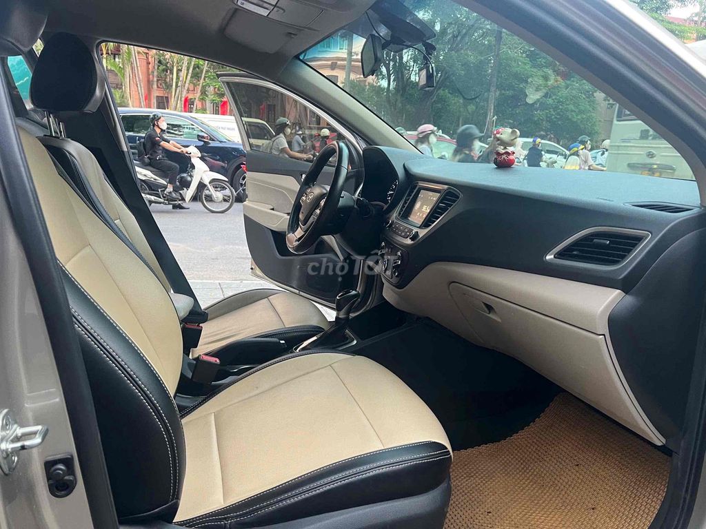 Hyundai Accent 2020 1.4 AT - 100000 km. Mua bán Ô tô tại Quận Cầu Giấy Hà Nội được đăng bởi Thanh AuTo hình 10