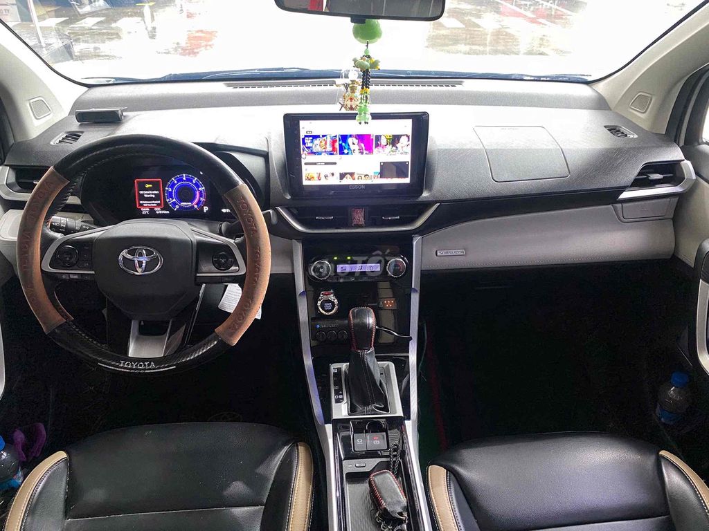 Toyota Veloz Cross 2022 CVT Top - 67000 km. Mua bán Ô tô tại Thành phố Thủ Đức Tp Hồ Chí Minh được đăng bởi Thành Long Toyota Sure hình 11