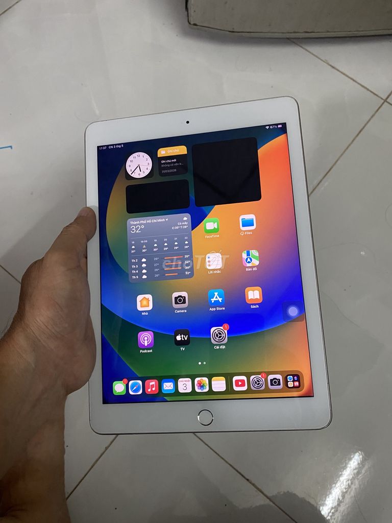 Apple iPad Gen 5 128GB Bạc. Mua bán Máy tính bảng tại Quận Bình Tân Tp Hồ Chí Minh được đăng bởi MinhThanh hình 1