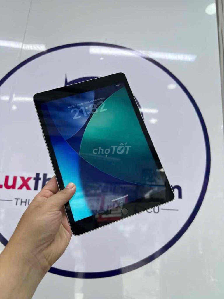 Apple iPad Gen 9 64GB Bạc Đã qua sử dụng. Mua bán Máy tính bảng tại Quận Gò Vấp Tp Hồ Chí Minh được đăng bởi LuxthumuaGoVap hình 1