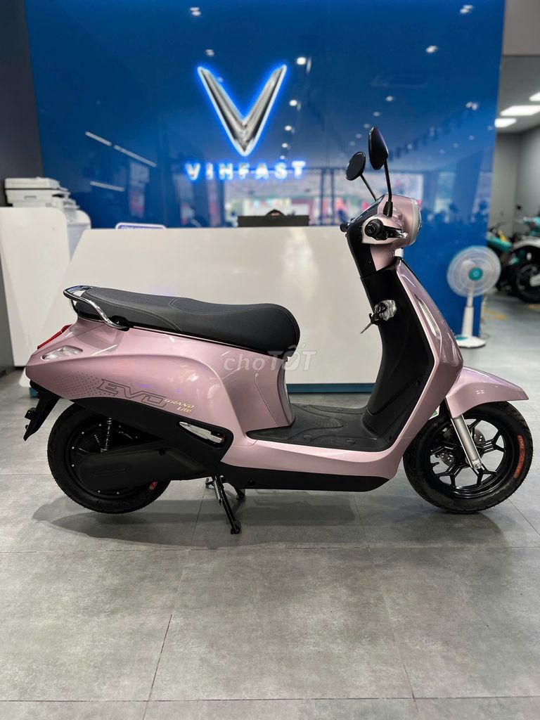 XE ĐIỆN EVO GRAND LITE KHÔNG CẦN BẰNG LÁI. Mua bán Xe điện tại Thành phố Thủ Đức Tp Hồ Chí Minh được đăng bởi VinFast Official Store hình 5