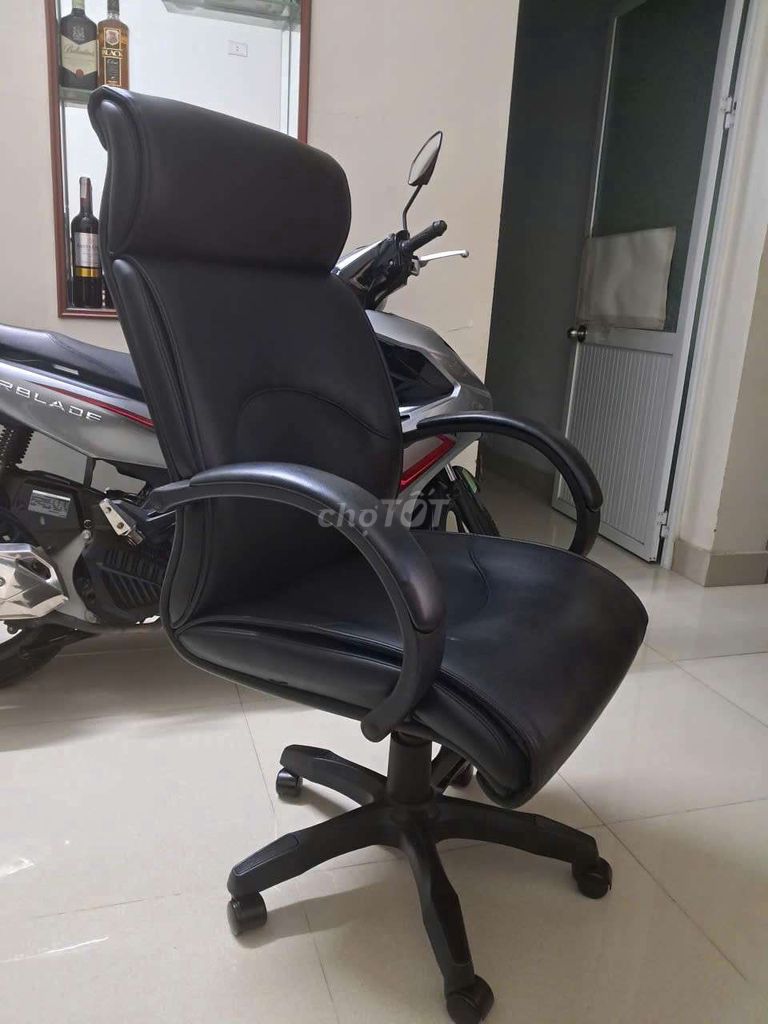 Ghế văn phòng Da Đen Đã sử dụng. Mua bán Bàn ghế tại Quận Hải An Hải Phòng được đăng bởi minh tuan hình 1