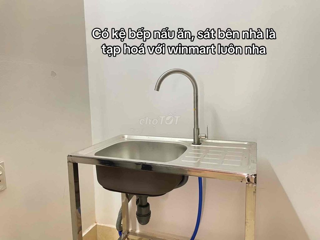 Недавно окрашенный гостиничный номер