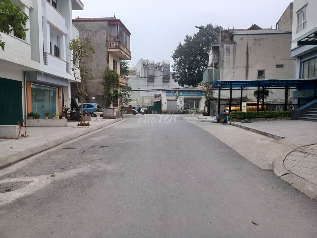 Bán Căn KĐT Hacom Duyên Thái Ngọc Hồi 102m2. 18 tỷ. Mua bán văn phòng, mặt bằng kinh doanh tại Huyện Thường Tín Hà Nội được đăng bởi Hưng hình 3