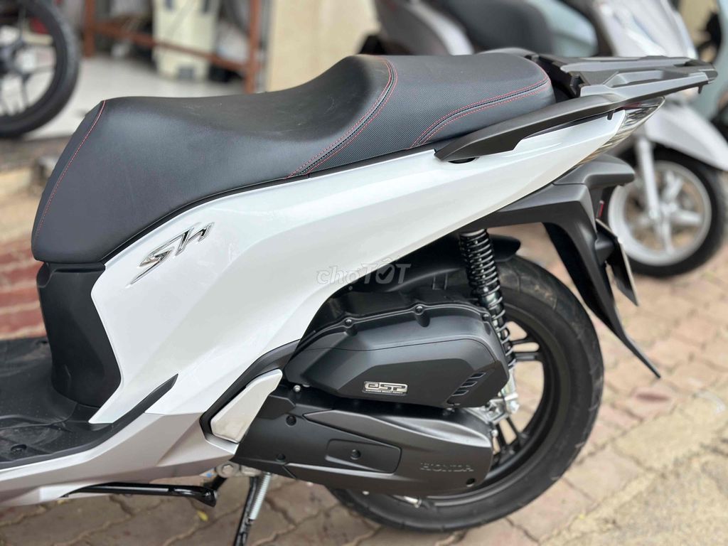 SH 2019 XE ĐẸP, MÁY MÓC ZIN ÊM RU 🛵. Mua bán Xe máy tại Thành phố Buôn Ma Thuột Đắk Lắk được đăng bởi CẦM ĐỒ TUẤN ĐẠT hình 6