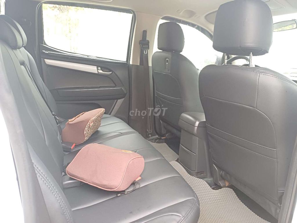 Isuzu Dmax sx 2016 2.5MT 4x4 nổi tiếng bền kinh tế. Mua bán Ô tô tại Quận Hà Đông Hà Nội được đăng bởi Hà Đông Car hình 4