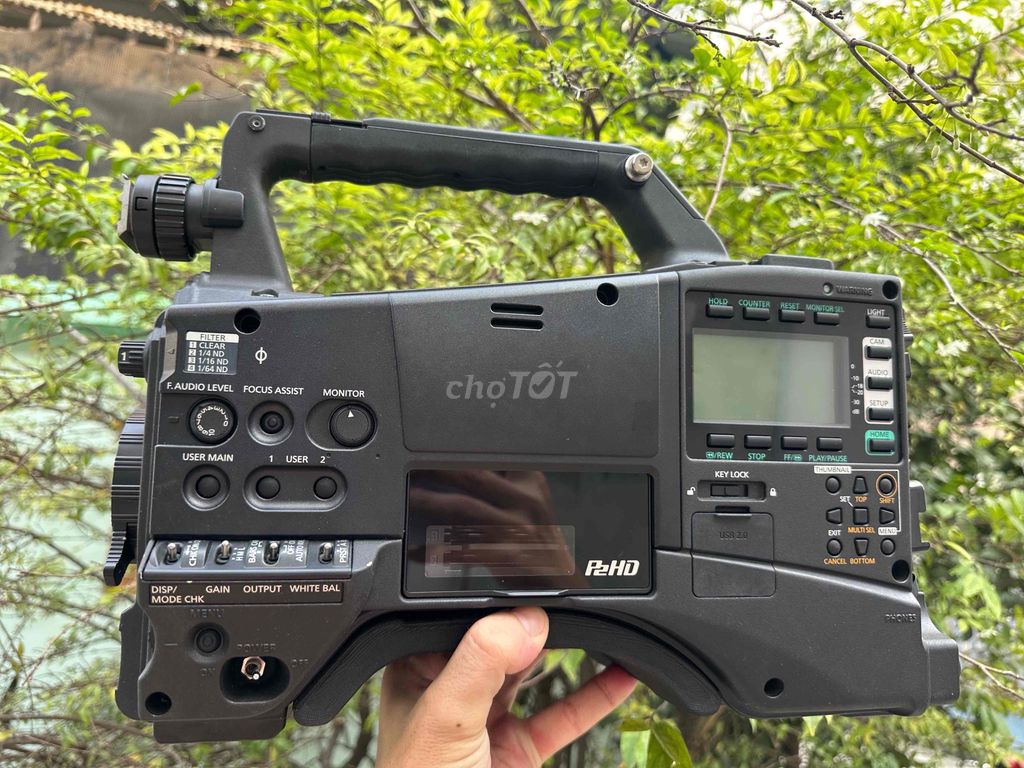 Máy quay phim Panasonic P2HD HPX600-380h. Mua bán Máy ảnh, Máy quay tại Quận 7 Tp Hồ Chí Minh được đăng bởi Nguyen hình 1