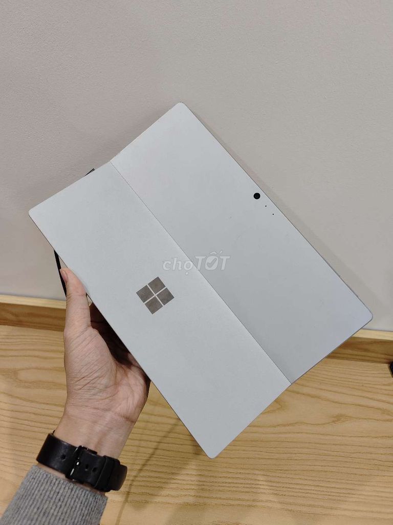 Surface Pro 5 i5 7300u 128G Full Cảm Ứng