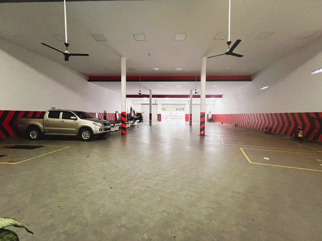Mặt bằng kinh doanh BÀ RỊA 1400m². Cho thuê Văn phòng, Mặt bằng kinh doanh tại Thành phố Bà Rịa Bà Rịa - Vũng Tàu được đăng bởi LVT hình 7