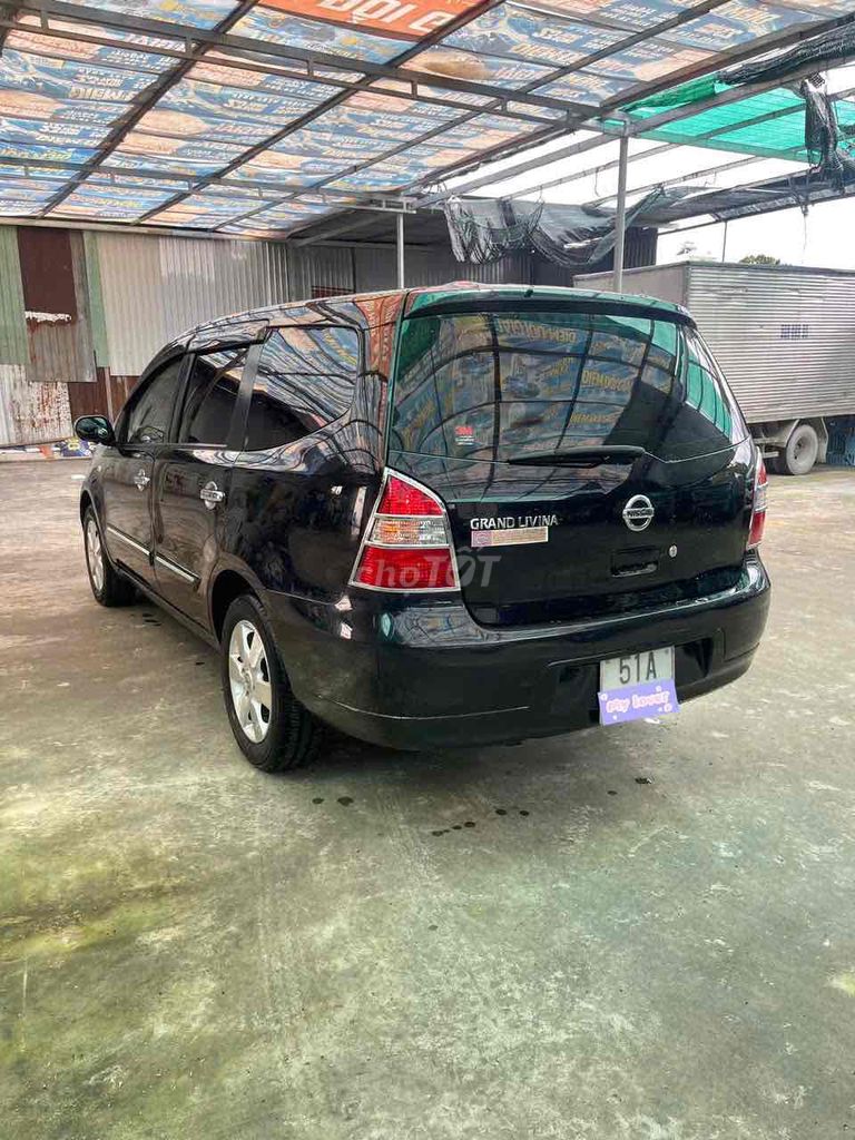 Nissan GRAND Livina Siu cọp Số tự động. Mua bán Ô tô tại Quận 12 Tp Hồ Chí Minh được đăng bởi Mr Gà 9x  hình 7