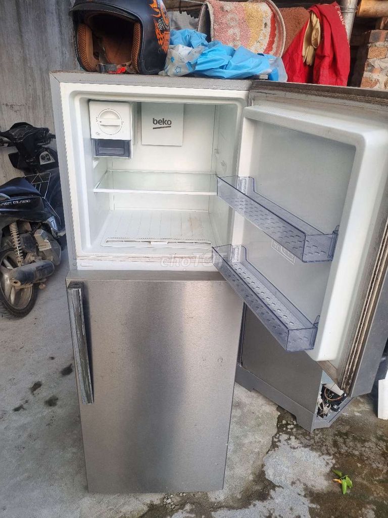 Tủ lạnh Beko Inverter 250L Bạc 70% mới. Mua bán Tủ lạnh tại Huyện Mê Linh Hà Nội được đăng bởi lê phú bích  hình 1