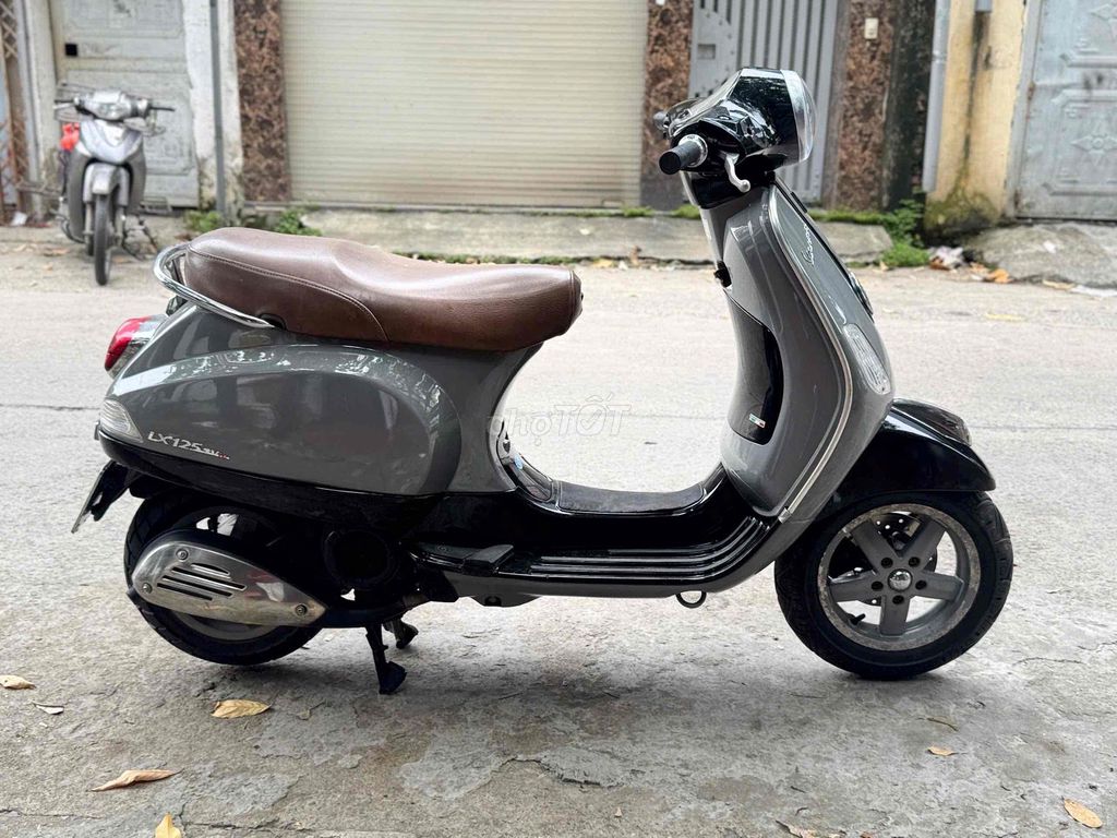 VESPA LX125ie. Mua bán Xe máy tại Quận Nam Từ Liêm Hà Nội được đăng bởi Minh Minh hình 3