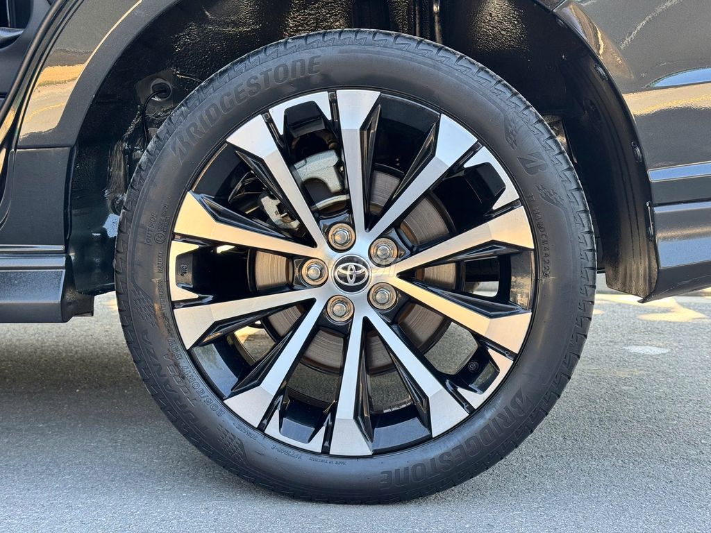 Toyota Veloz Cross CVT Top 2022. Mua bán Ô tô tại Quận Long Biên Hà Nội được đăng bởi Long Biên Cars hình 21