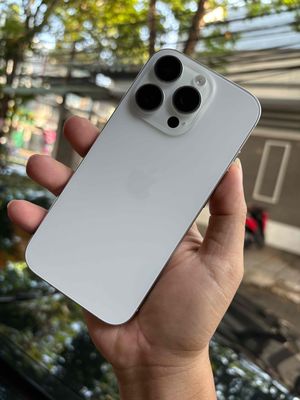 iPhone 16 Pro 128Gb Silver Lock CNC đẹp 99%. Mua bán Điện thoại tại Quận Ninh Kiều Cần Thơ được đăng bởi Hào Mobile