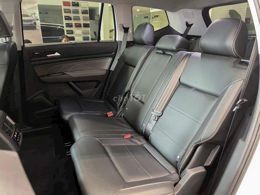 HOT 3 xe Vw Teramont nhập Mỹ trả trước chỉ từ 39tr. Mua bán Ô tô tại Quận 5 Tp Hồ Chí Minh được đăng bởi Huấn Volkswagen SG hình 10