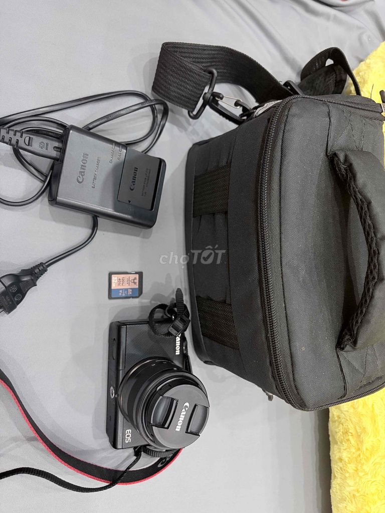 Máy ảnh Canon M100 Đen. Mua bán Máy ảnh, Máy quay tại Quận Gò Vấp Tp Hồ Chí Minh được đăng bởi trần amee hình 1