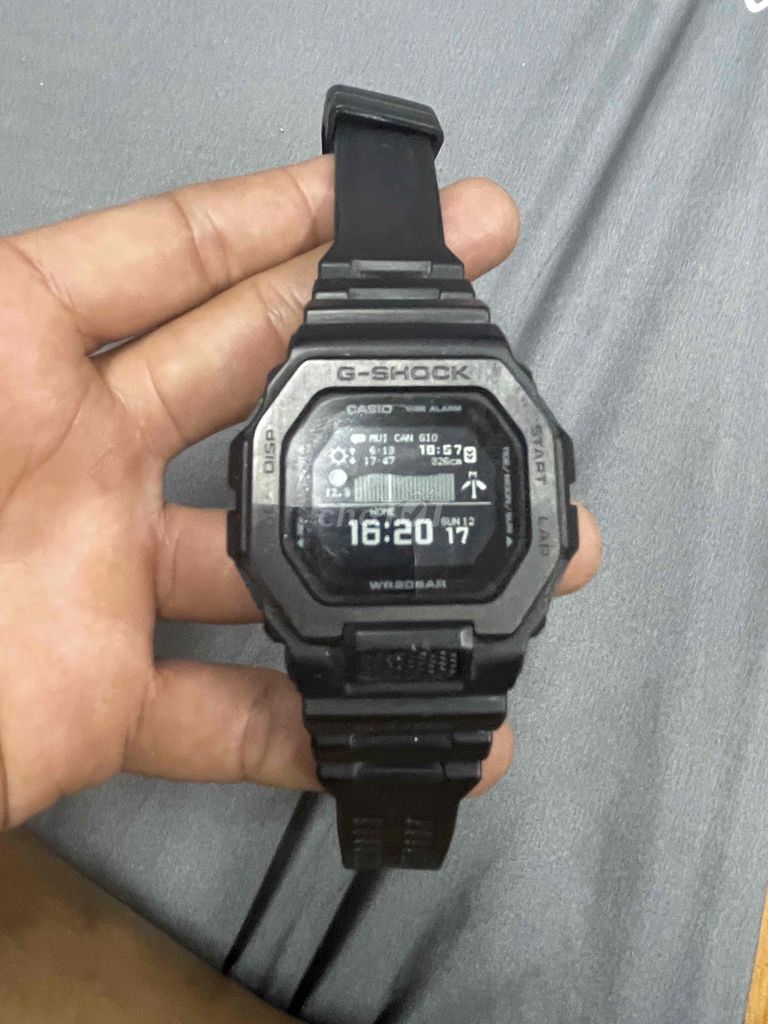 dư dùng bán đồng hồ Casio GBX 100