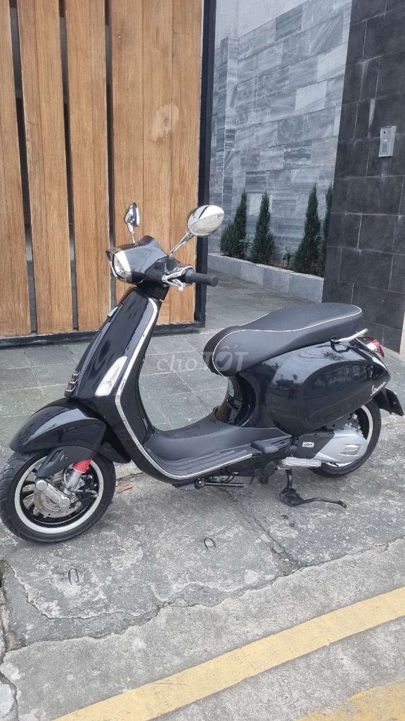 Piaggio Vespa Sprint 2022 Đen 4000 km. Mua bán Xe máy tại Quận Hải Châu Đà Nẵng được đăng bởi Dức long hình 3