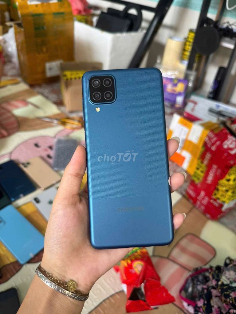 Samsung A12, 128GB, pin trâu, đẹp. Mua bán Điện thoại tại Thành phố Thủ Dầu Một Bình Dương được đăng bởi Phước Mobile hình 1