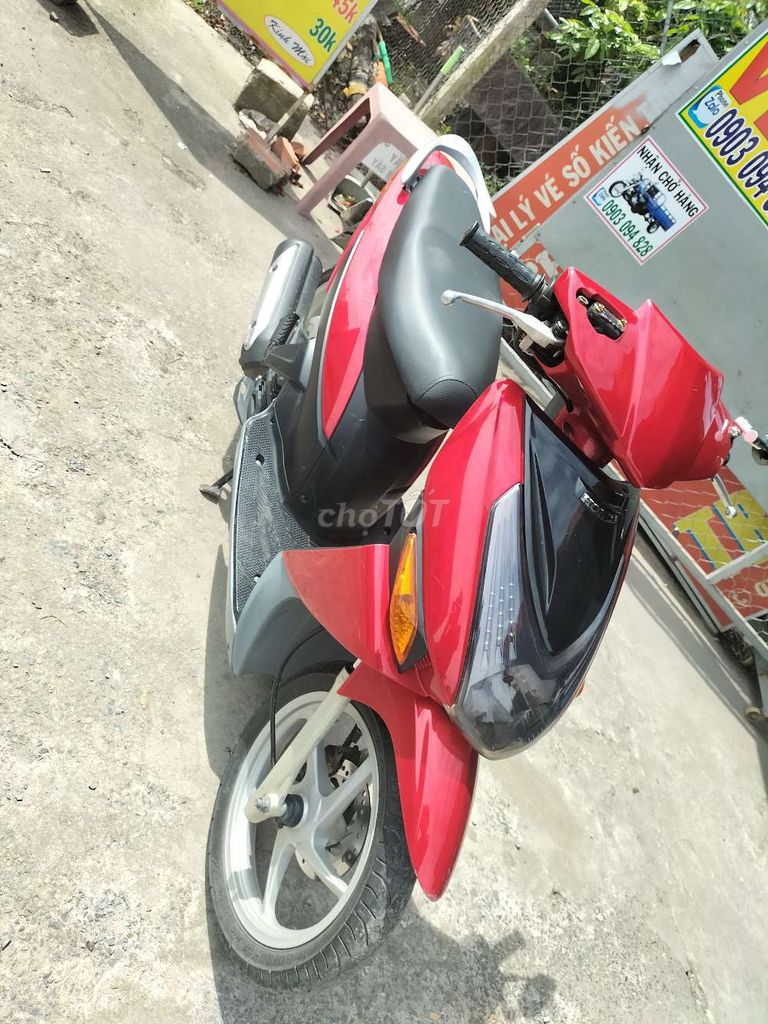Xe bán về cho mẹ đi chợ ae thiện chí alo mình. Mua bán Xe máy tại Huyện Hóc Môn Tp Hồ Chí Minh được đăng bởi Thái Ngọc Trần hình 2