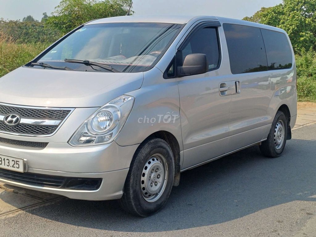 Hyundai Starex 2008 - 12345 km