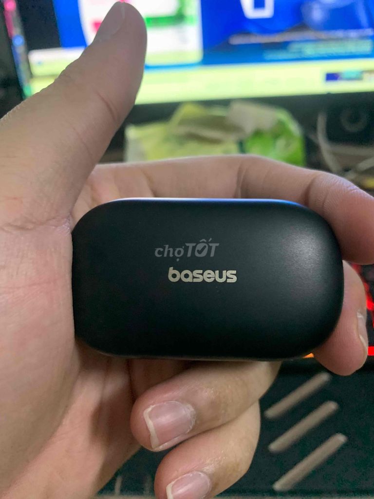 Tai nghe Bluetooth Baseus Bowie E18 màu đen còn BH