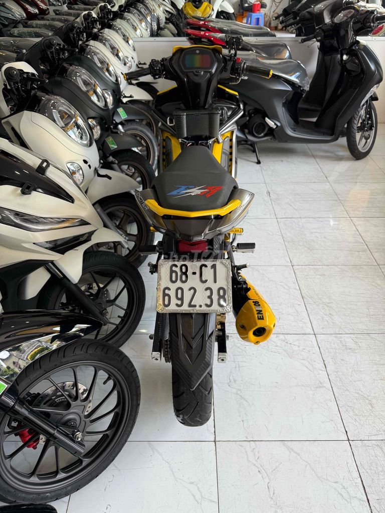 EXCITER 155 - Khoá Smakey. Zin Lướt Đẹp. Biển Đẹp. Mua bán Xe máy tại Thành phố Rạch Giá Kiên Giang được đăng bởi XE MÁY CŨ TÂN 128 hình 5